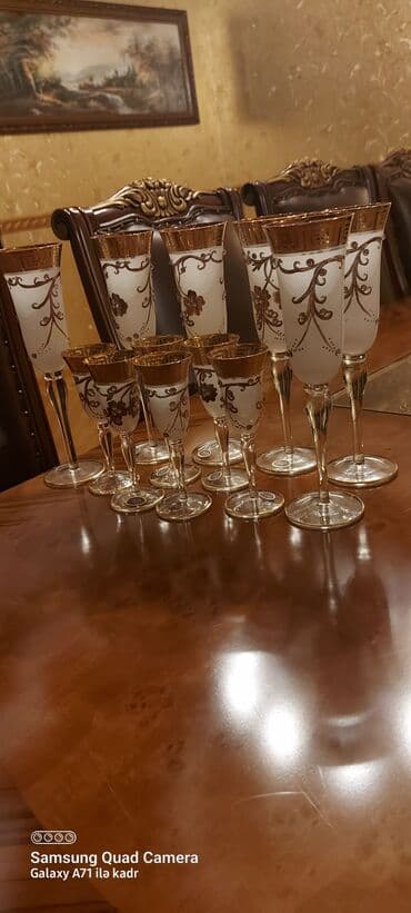 12 yas ucun tortlar: Qədəhlər, rəng - Qızılı, Şüşə, 12 ədədli dəst — 6