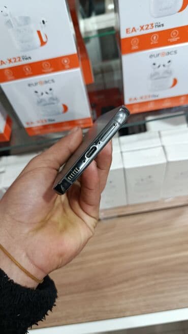 Toyota: Samsung Galaxy S23, rəng - Yaşıl — 2