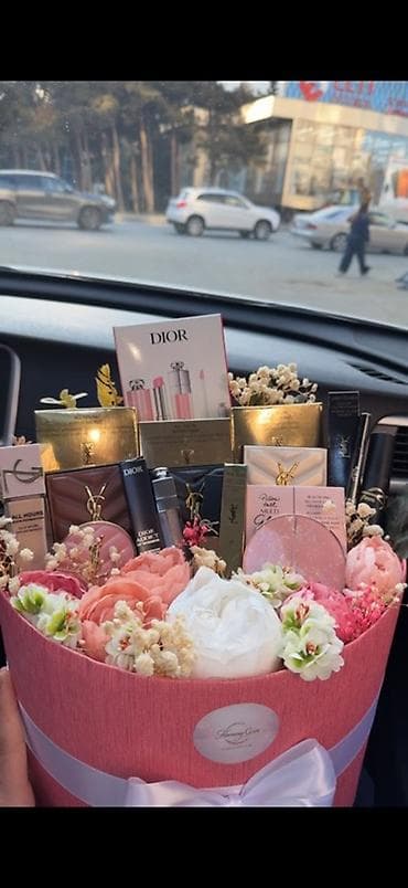 Kosmetik dəst, Dior, >10 məhsul, Yeni