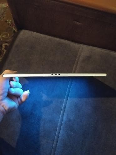 gaomon 1060 pro: Huawei planşet Xüsusiyyətlər: - 10.1 düymlük ekran - Android — 7