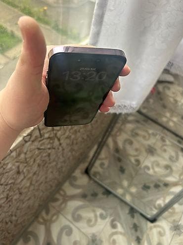 14 ayfon: IPhone 14 Pro, Deep Purple, Face ID — 5