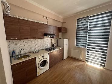 2 otaqli evler satilir: Mənzil şəxsidi midada.Kirayə verilir3 otaq hər şəraiti var.yalnız — 7