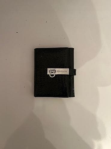sunka sekilleri: Hassion brendli qara rəngli pul kisəsi/kartqabı - Material: parlaq — 1
