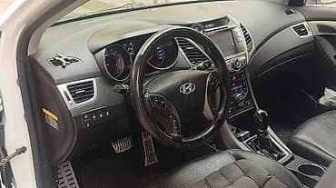 masin baqaji: Hyundai Elantra: 1.6 l | 2014 il Sedan — 7