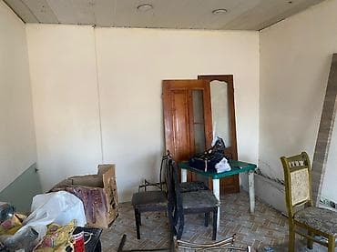 obyekt: Babək prospekti, düz prospektin kənarında obyekt icarəyə verilir. Uzun — 5