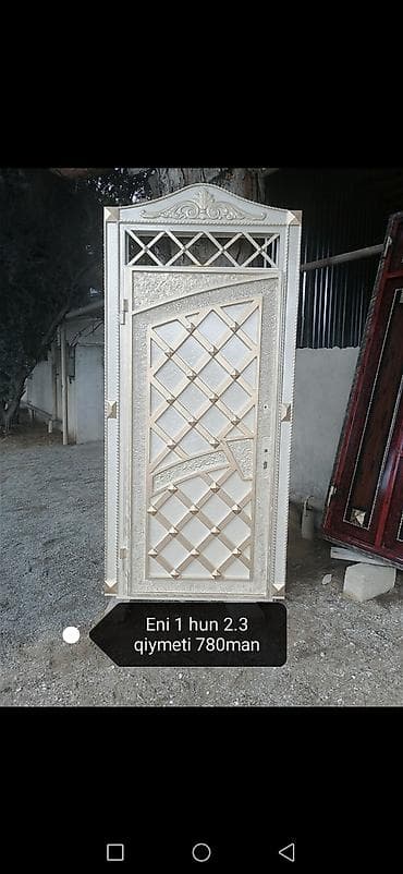 Seyf qapilar kohne qiymete qalin metalla hazirlanmis unvan mastaga