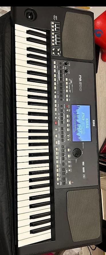 midi klaviş: Sintezator, Korg — 1