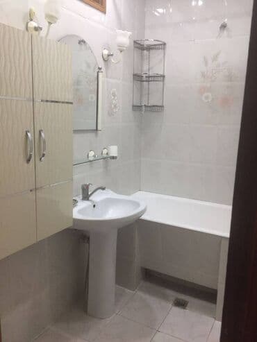 qubada kirayə evler: Nərimanov rayonu,Atatürk prospekti Ayna Sultanova heykəlinin — 9