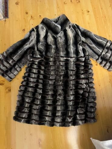 женские шубы из чернобурки: Шуба, цвет - Серый — 1