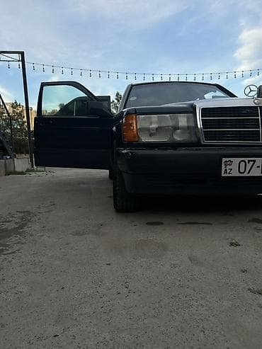 disk ve tekerler type 1: Mercedes-Benz 190 (W201) sedan - Kuzov: qara rəng, klassik 190 — 8