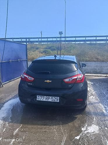 4 teker: Chevrolet Cruze: 1.4 l | 2017 il 271000 km Hetçbek — 4