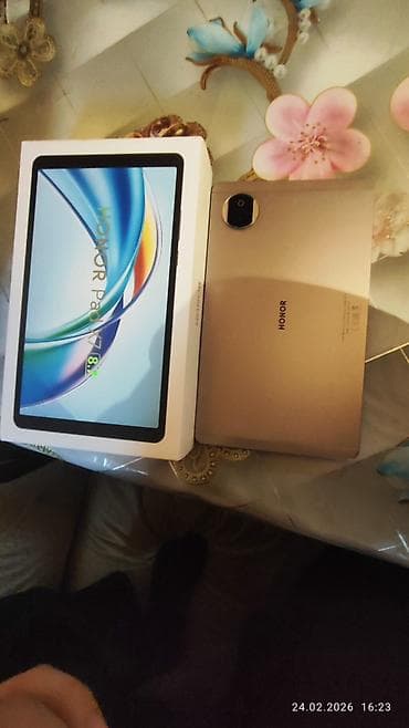 htc bir x almaq: Əlimyandı satilir. 2 ayin telefonudur demek olar işledilmeyib. Honor — 4