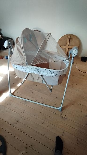 Oğlan və qız üçün, Beşik, Dəstsiz, Yellənmə mexanizm ilə lalafo.az -da Oğlan və qız üçün, Beşik, Dəstsiz, Yellənmə mexanizm ilə