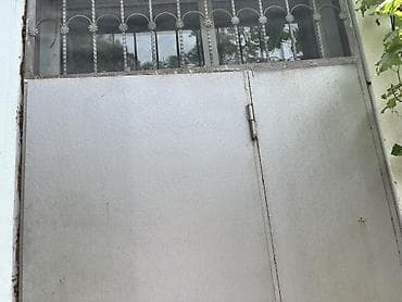 seyfi qapi: Metal qapı – iki qanadlı Demir darvaza zamokla uzunluq 2.60 eni 1.50 — 3