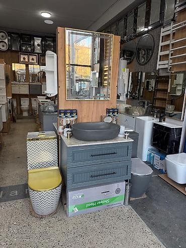 kompot qabi: Vanna otağı üçün dəst – müasir dizayn - Asma güzgü: Geniş ölçülü — 1