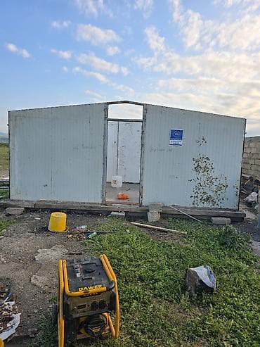 konteyner satilir: Vaqon,konteyner Təcili 3 ədəd konteyner satılır 11x3 6x3 7×5,2 — 9