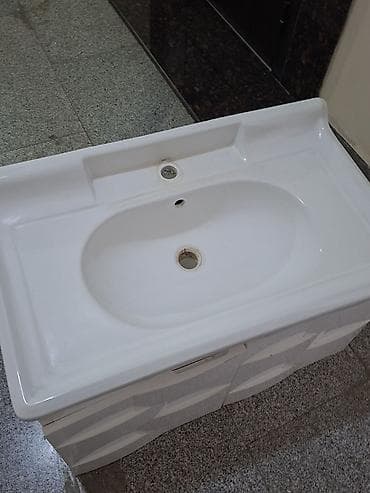 taxta: Hamam üçün asma dolablı lavabo satılır. Təzə kimidir, heç bir prablemi — 5