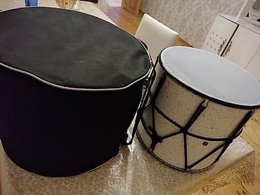nagar: Nagara – - Korpus: açıq rəngli, dekorativ naxışlı silindrik gövdə - — 1