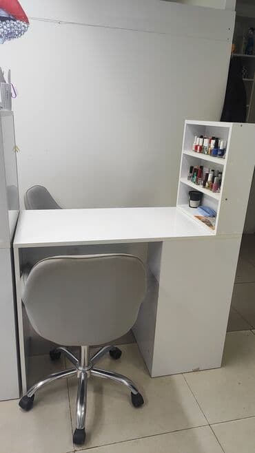 qaş stolu: Gözəllik salonu üçün tam təchizatlı manikür-makiyaj iş guşəsi və mebel — 2