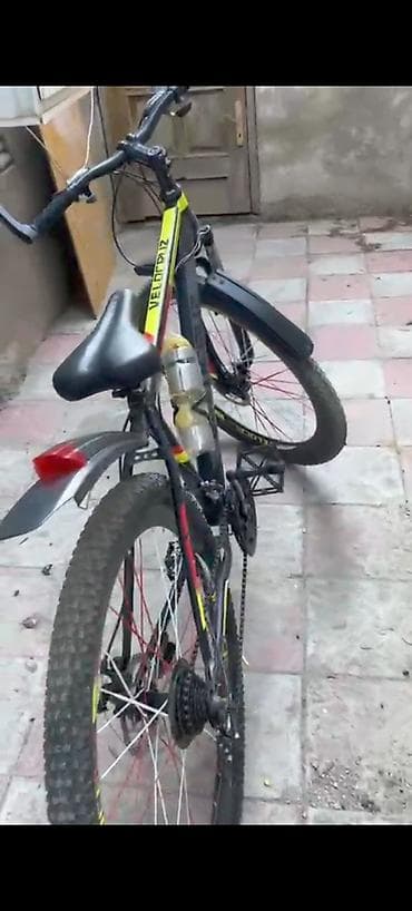 Salam aleykum 29lugdu tezedi 500m almısam 250m satıram