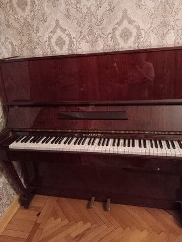 weinbach пианино: Belarus markalı upright pianino - Korpus: parlaq tünd qəhvəyi (maun — 3
