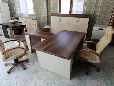 yazı masası qiyməti: Ofis mebel dəsti Tərkibi: - L forması ilə birləşdirilmiş əsas iş — 5