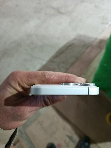 iphon xr: Iphone xs 17 pro korpusuna yigilib korpus ideal veziyetdedi ekranda — 4