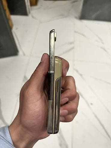 telefon lambard: Nokia 8 Sirocco, rəng - Gümüşü, Düyməli — 10