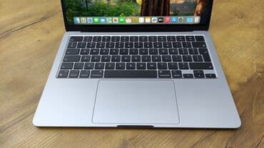 apple dubay: Apple MacBook, 13.5 ", Apple M2, 256 GB — 2