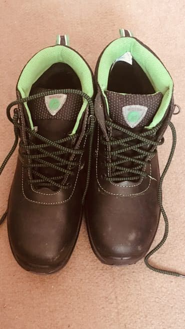 Səndəl və şəp-şüplər: Rusiya Motor firmasi ish batinkasi 41 - 42 razmer 5 cut tezedir — 2