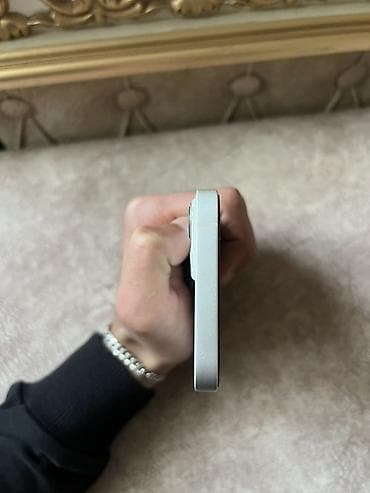 iphone 12 ucuz: IPhone 12, Ağ, Face ID — 6