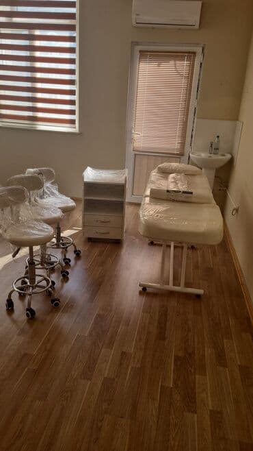 Yeni, Kosmetoloji kuşetka, Qatlanan, rəng - Ağ