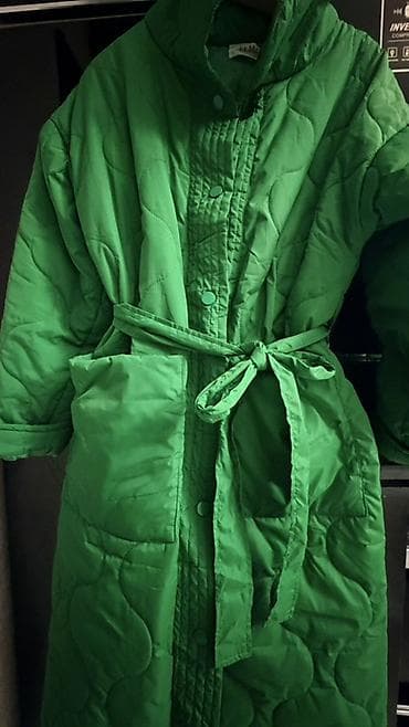 Yastı tikiş naxışlı, parlaq yaşıl rəngdə, qalın dolğulu uzun — 1