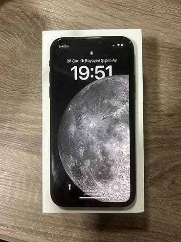 IPhone Xr, Qara — 2