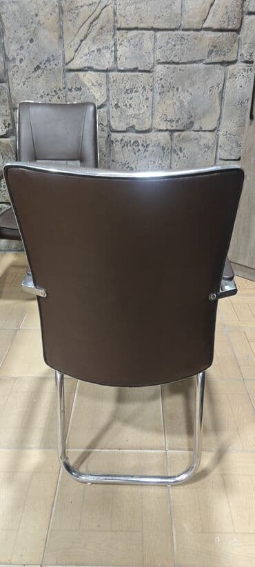 kompyuter masasi: Ofis mebel dəsti, qiymət bütün komplektə aitdir. Tərkib: koja - — 7