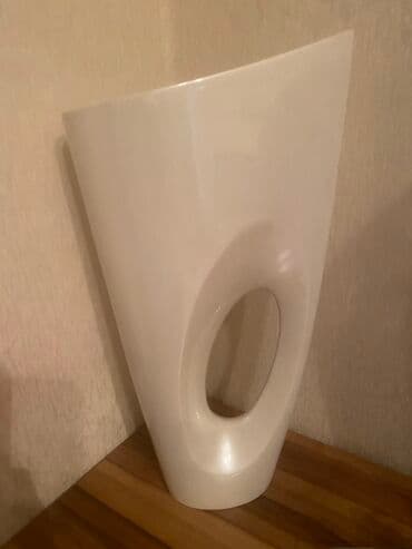 Digər ev dekoru: Bir vaza — 1