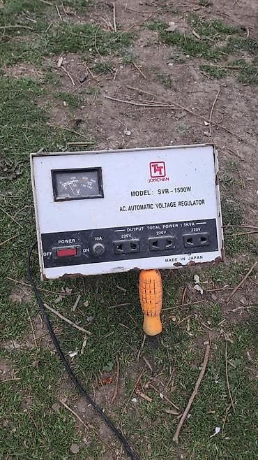 elektirik kabel: Jonchan SVR-1500W AC Automatic Voltage Regulator - Model: SVR-1500W - — 3