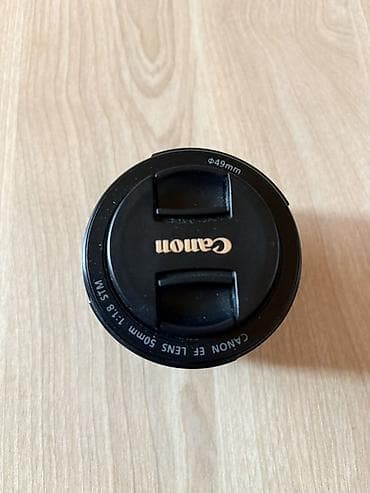 a 80 2020: Canon EF 50mm f/1.8 STM obyektiv - Mount: Canon EF (tam kadr və APS-C — 2