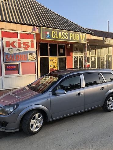 ford transit oturacaq: Satılır: gri rəngli universal kuzovlu kompakt avtomobil (station — 4