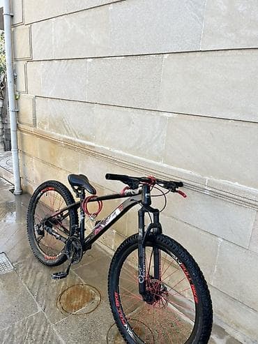 velo icarə: Dağ velosipedi – 27.5” təkərli, yüngül alüminium “hardtail” gövdə - — 2