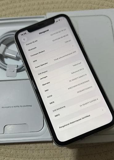 iphone dubay variantı: IPhone 11, 128 GB, Ağ, Zəmanət, Simsiz şarj, Face ID — 5