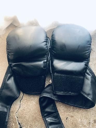 40 almisdim 1 hefte geyinilib
10 manat satilir