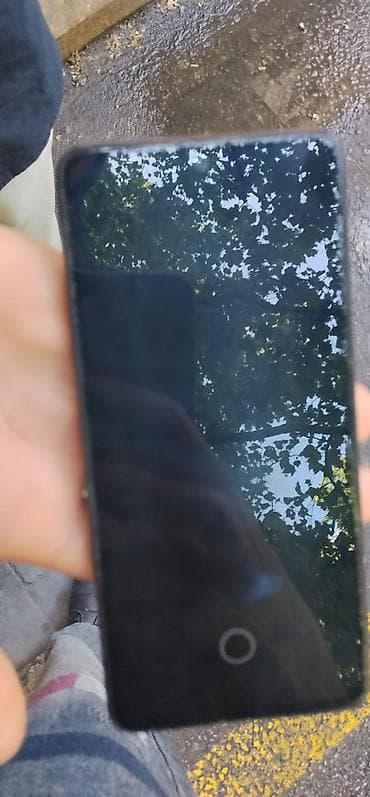 printer telefon: Məhsul: Smartfon - Korpus: Mat qara arxa panel, düzbucaqlı kamera — 2