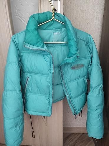 Pullbear brendi kurtka 95manata alinib sezonu deyil deye ucuza satilir lalafo.az -da Pullbear brendi kurtka 95manata alinib sezonu deyil deye ucuza satilir