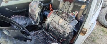 ваза напольная стеклянная высокая без узора: ВАЗ (ЛАДА) 4x4 Нива: 0.6 л | 1984 г. 22244 км Седан — 2