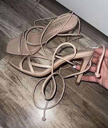 Личные вещи: Kabluk Heels bağcıqlı topuqlu ayaqqabı bej reng 60 Azn alınıb 1 defe — 2
