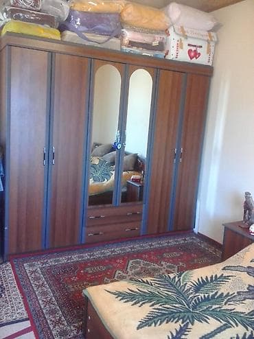 dolab şkaf: Mebel dəsti – yataq otağı və qonaq otağı üçün Tərkib: - Künc divan — 4