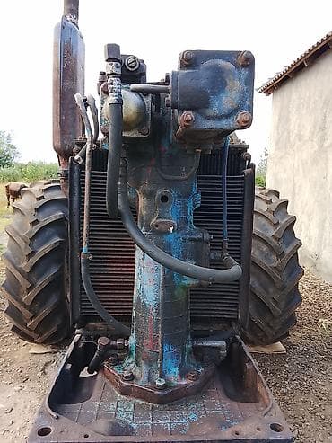 175 65 15: Sovet istehsalı təkərli traktor, arxa 3 nöqtəli asqı və PTO çıxışı — 6