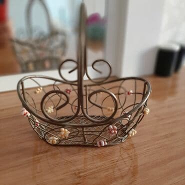 tebii gul sekilleri: Корзиночка железная с цветочками небольшая старинная — 1