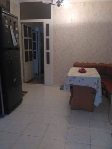 bina.az köhnə tikili 2 otaq: Bakı, 2 otaqlı, Köhnə tikili, m. Əhmədli, 60 kv. m — 5